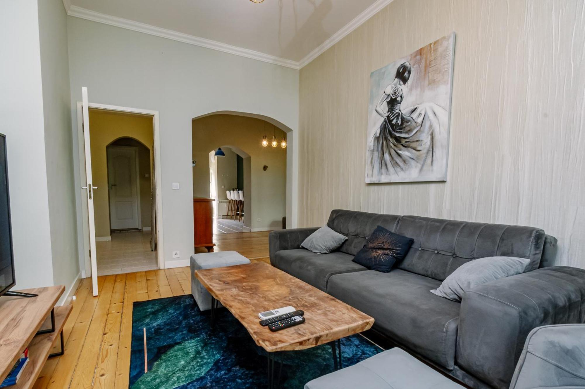 5 Seconds Away From The Main Street, Free Secured Parking Apartamento Sófia Exterior foto